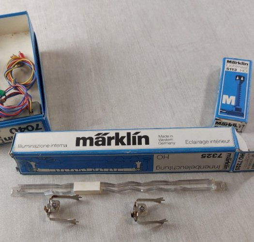 Lot de signal + lumières, Märklin, 7040 + 7325 + 5113, en HO