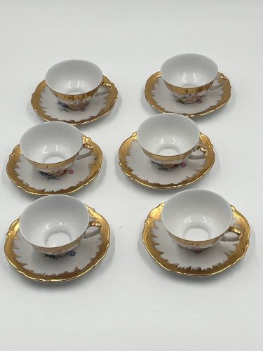 Lot de tasses et sous tasses  Bavaria