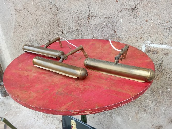 Lot de trois appliques en laiton vintage