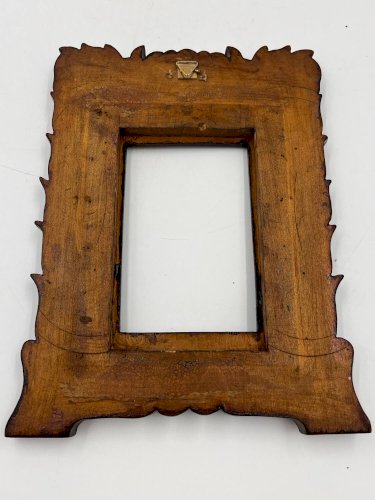 Lot de trois cadres en bois