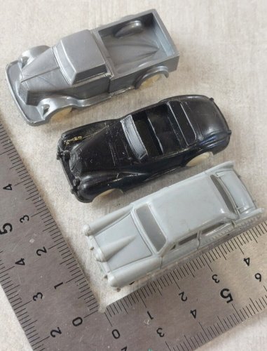 Lot  de voitures, Ford Taunus, Pick Up Chevrolet, Mercedes 300 S