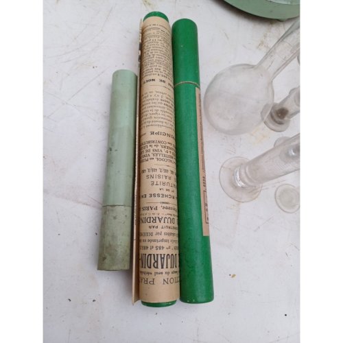 Lot déléments de Laboratoire en Verre