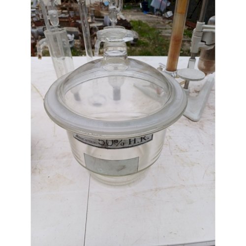 Lot déléments de Laboratoire en Verre