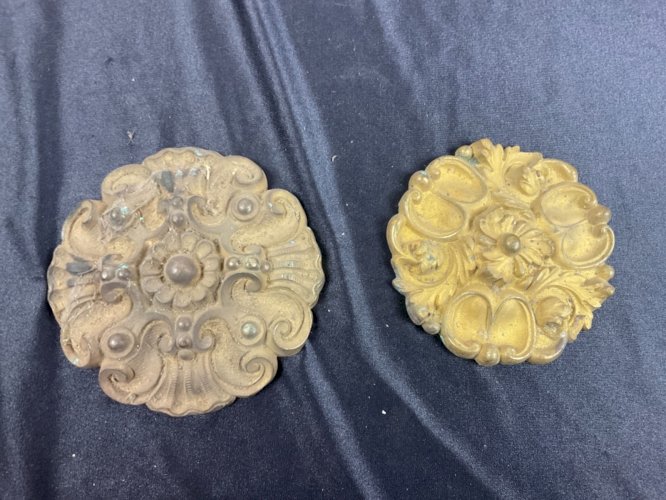 Lot  Ornements en bronze  de meuble ancien XIX ème