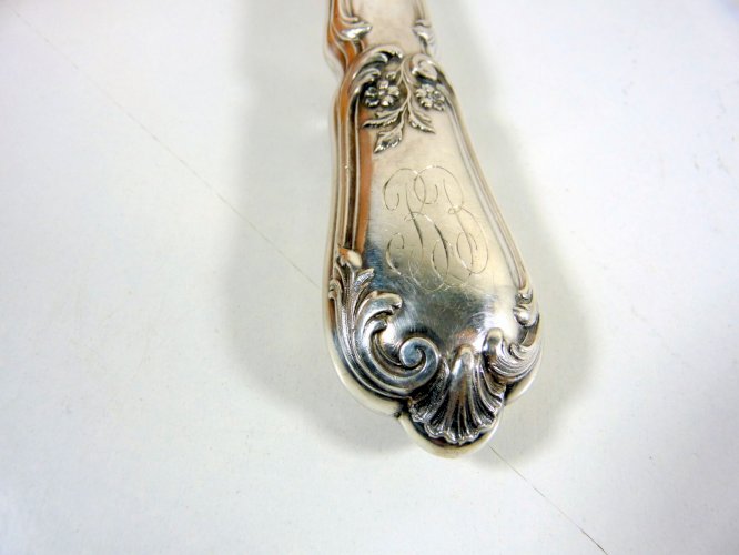 Lot services découper / salade / poisson manches argent fourré Louis XV BB boîte