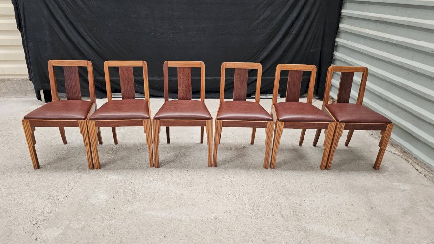 Lot table et ses 6 chaises Art déco de Saddier & fils