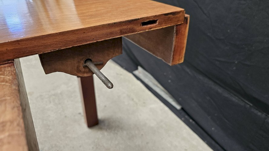 Lot table et ses 6 chaises Art déco de Saddier & fils