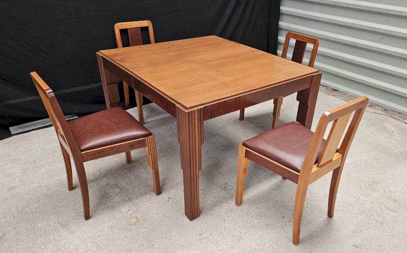 Lot table et ses 6 chaises Art déco de Saddier & fils