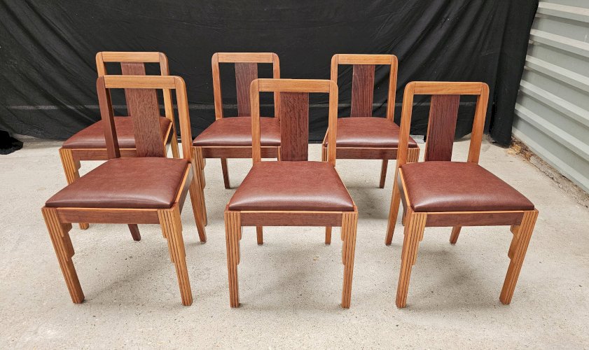 Lot table et ses 6 chaises Art déco de Saddier & fils