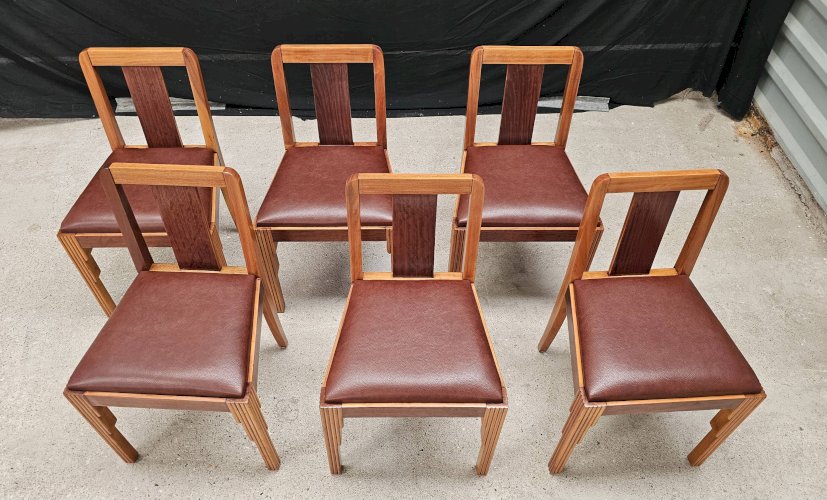 Lot table et ses 6 chaises Art déco de Saddier & fils