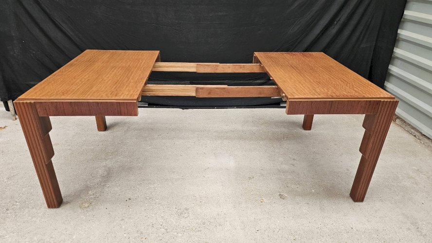 Lot table et ses 6 chaises Art déco de Saddier & fils