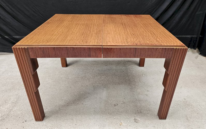 Lot table et ses 6 chaises Art déco de Saddier & fils