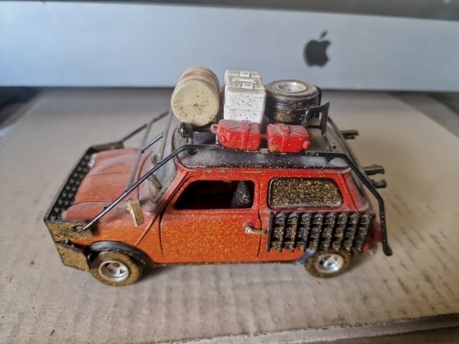 ?Lot vintage? POLISTIL MINI COOPER  1/25 ? avec personnage