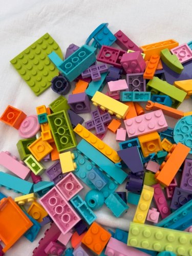 Lot/vrac de 400 pièces de Lego couleurs flashys et acidulées