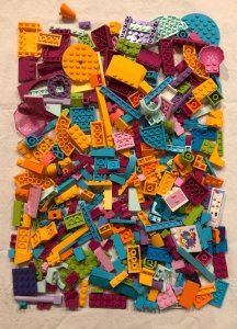 Lot/vrac de pièces de Lego flashys et acidulées