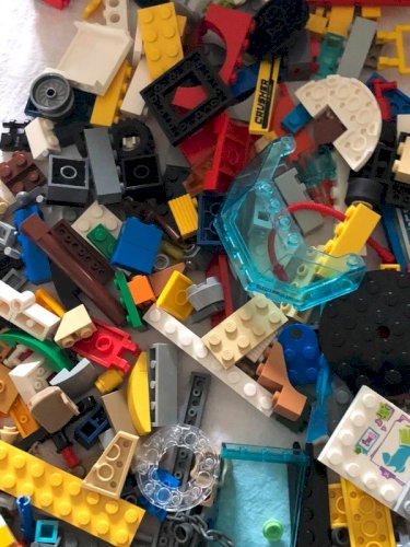 Lot/vrac de pièces de Lego plus bateau de police