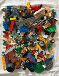 Lot/bulk of Lego pieces