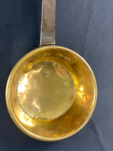 Louche poche à eau en laiton étamé fin XVIIIe début XIXe