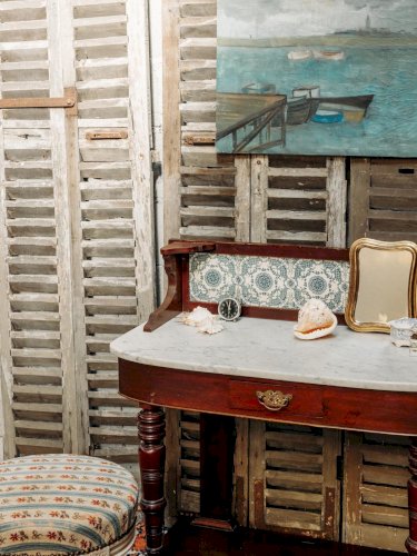 Louise, la coiffeuse en acajou et marbre N°179