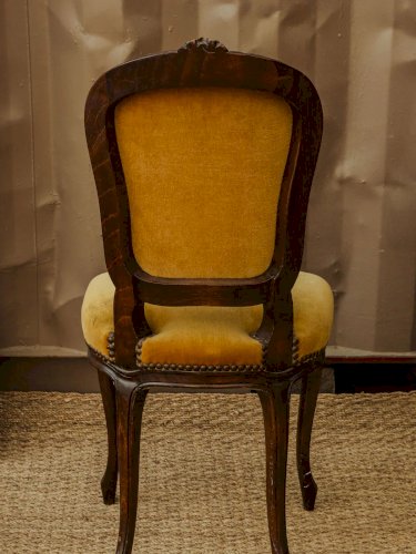 Louise, la coiffeuse en bois et son fauteuil en velours N°192