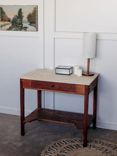 Louise, la coiffeuse en bois N°128