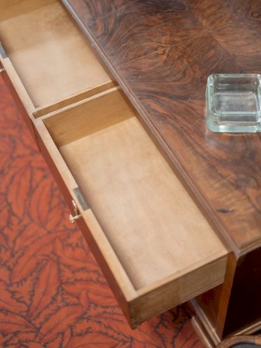 Louise, la coiffeuse en bois N°169