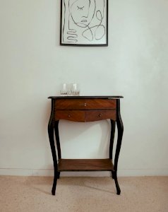 Louise, the wooden hairdresser No. 212