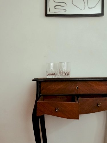 Louise, la coiffeuse en bois N°212