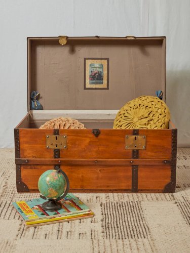 Lucienne, la grande malle en bois clair N°236