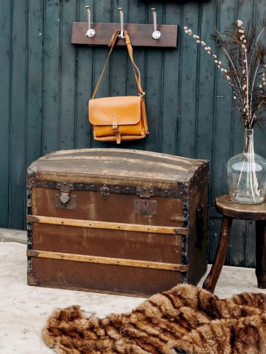 Lucienne, la grande malle en bois N°267