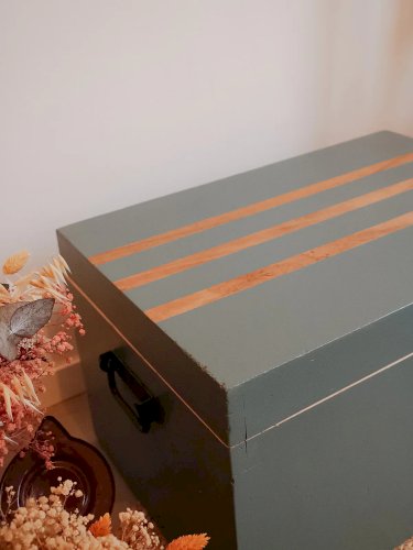 Lucienne, la malle en bois N°218