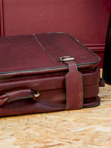 Lucienne, la malle en simili cuir N°170