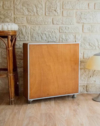 Lucienne, la valise roulante en bois N°209