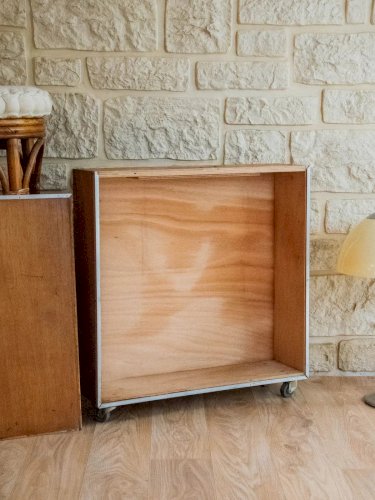 Lucienne, la valise roulante en bois N°209