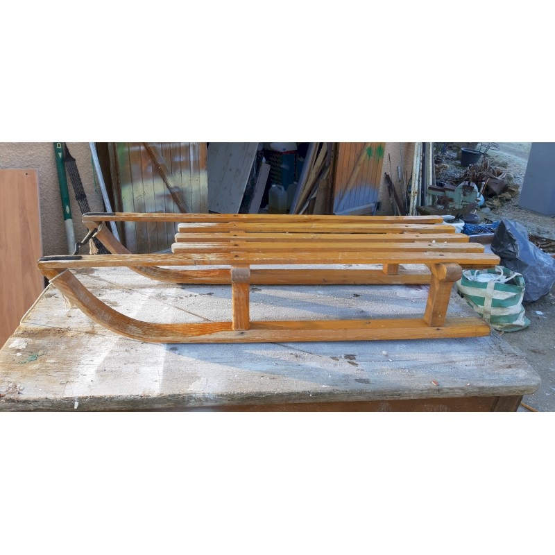Ancienne luge en bois - Le Quai Antiquité brocante Meuble Industriel Et Décoration vintage retro