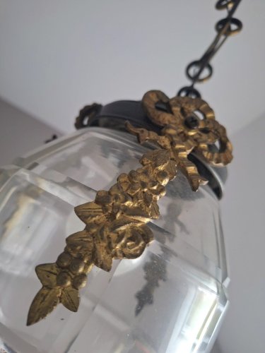 Luminaire gland art déco à suspendre, lustre ancien