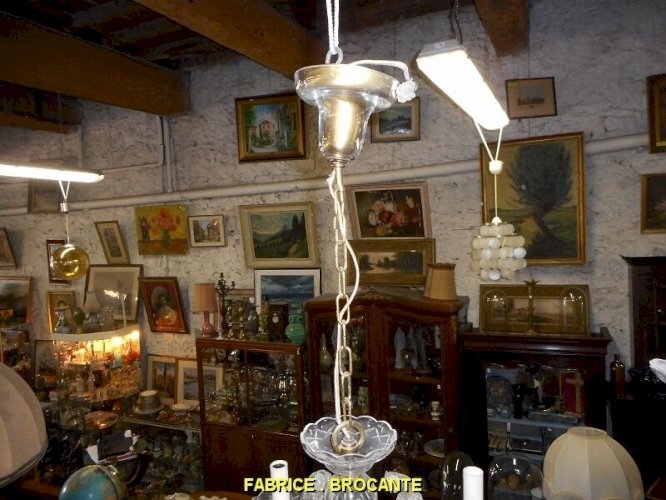 LUSTRE 4 AMPOULES A PAMPILLES EN LAITON GAINE DE VERRE N 21