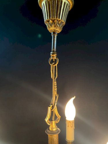 Lustre à 3 feux en bronze de style Louis XVI