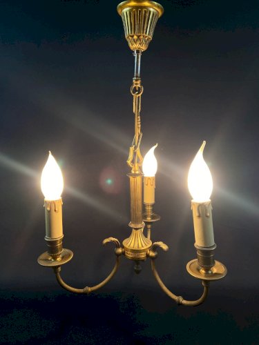 Lustre à 3 feux en bronze de style Louis XVI