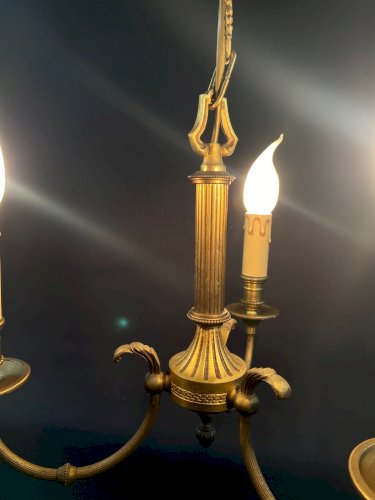 Lustre à 3 feux en bronze de style Louis XVI