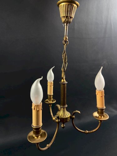 Lustre à 3 feux en bronze de style Louis XVI