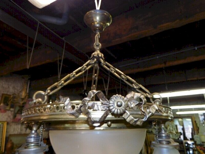 LUSTRE A COUPELLES ET 3 TULIPES EN BRONZE STYLE LOUIS XVI N 22