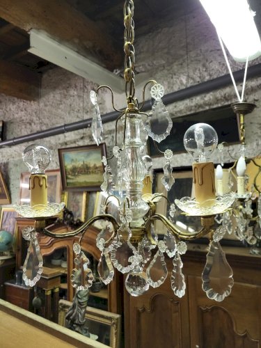 LUSTRE A PAMPILLES 3 AMPOULES GAINE DE VERRE N23