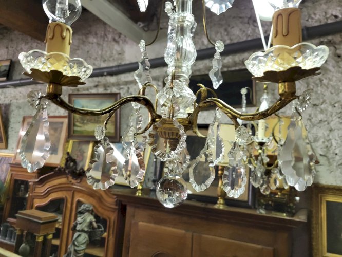 LUSTRE A PAMPILLES 3 AMPOULES GAINE DE VERRE N23