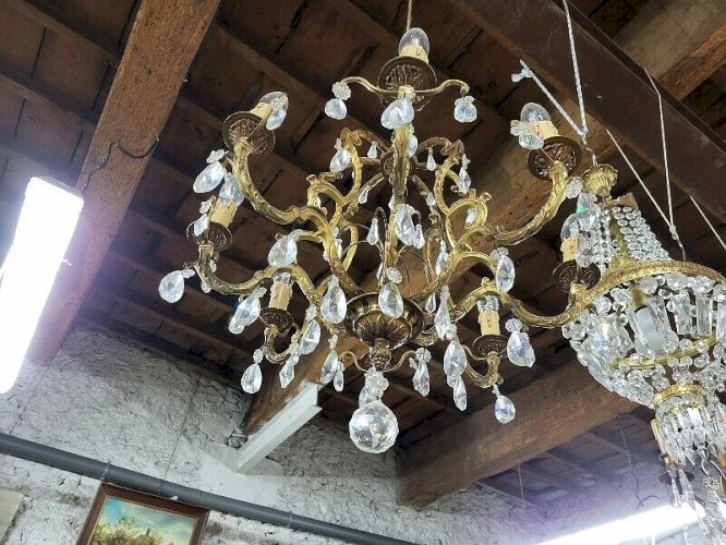 LUSTRE A PAMPILLES CRISTAL 8 AMPOULES N32