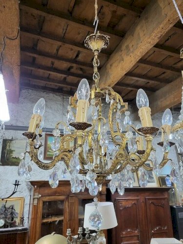 LUSTRE A PAMPILLES CRISTAL 8 AMPOULES N32