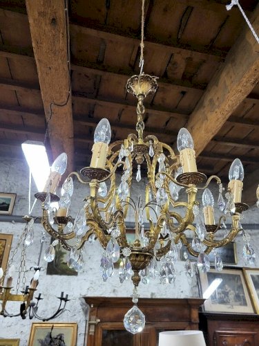 LUSTRE A PAMPILLES CRISTAL 8 AMPOULES N32