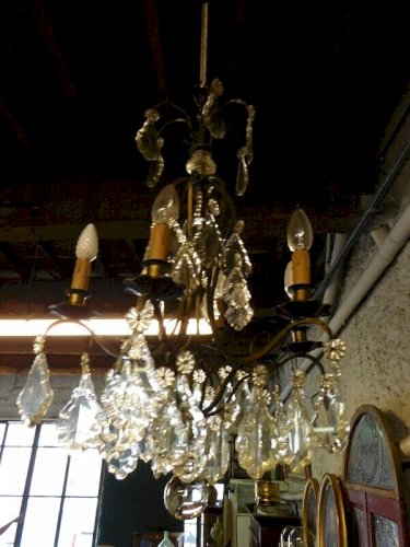 LUSTRE A PAMPILLES ET LAITON 6 AMPOULES N 7