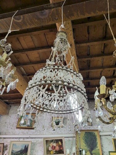 LUSTRE A PAMPILLES PERLE ENTONOIR 6 AMPOULES N 27