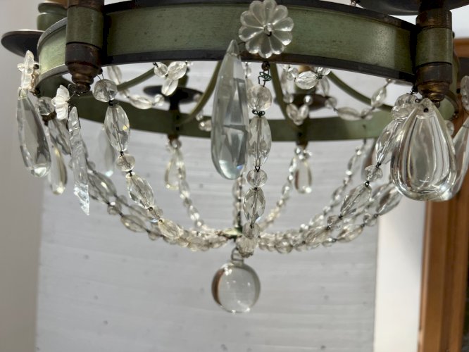 Lustre de style Empire a pampilles et tôle patinée XX siècle